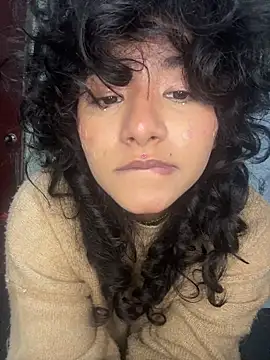 Snapshot of justcallmemargo chatting on February 9, 2:04 am justcallmemargo online show from February 9, 2:04 am