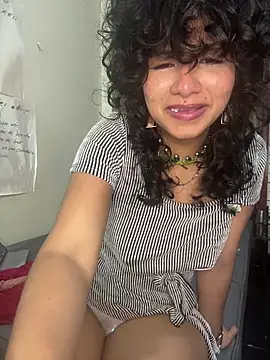 Snapshot of justcallmemargo chatting on February 14, 3:25 am justcallmemargo online show from February 14, 3:25 am