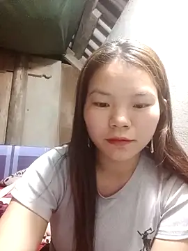 yu-zhen online show from March 19, 11:36 am