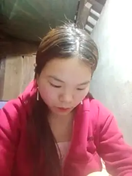 yu-zhen online show from April 2, 10:40 pm