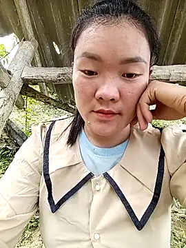 Snapshot of meomeo-00 chatting on February 13, 8:32 am meomeo-00 online show from February 13, 8:32 am