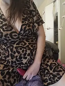 SatinSinful online show from February 3, 2:00 pm