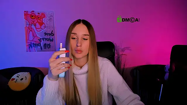 Snapshot of _kellykitten_ chatting on January 15, 2:43 pm kellykitten online show from January 15, 2:43 pm