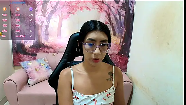 Emma latinasexy18 online show from February 16, 6:26 pm