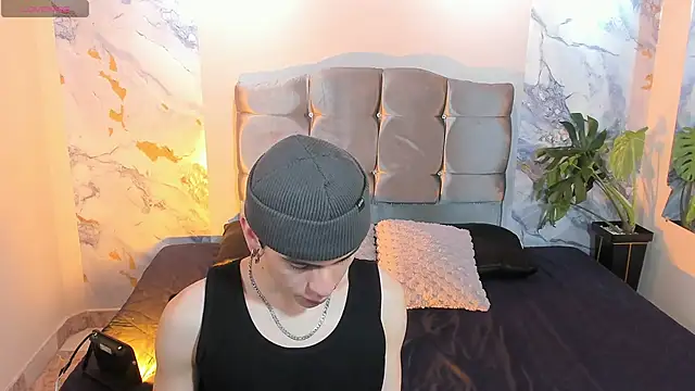 James Adams 01 online show from January 14, 12:00 pm