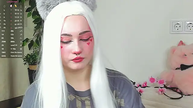 Snapshot of RanaKaduk chatting on February 10, 5:55 am RanaKaduk online show from February 10, 5:55 am