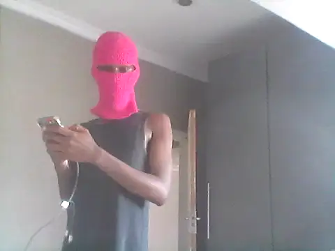 Snapshot of Vlazarus chatting on February 20, 8:16 am Vlazarus online show from February 20, 8:16 am