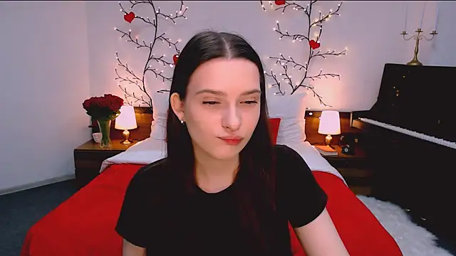 charming berry online show from December 16, 6:07 am