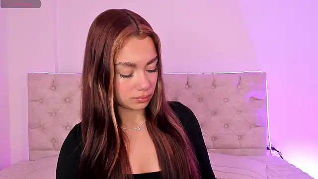 Snapshot of Mish_golden chatting on February 1, 6:01 am Mish golden online show from February 1, 6:01 am