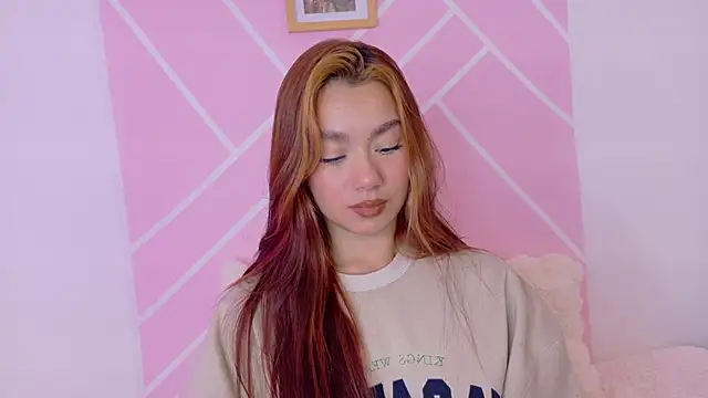 Snapshot of Mish_golden chatting on February 19, 4:30 am Mish golden online show from February 19, 4:30 am