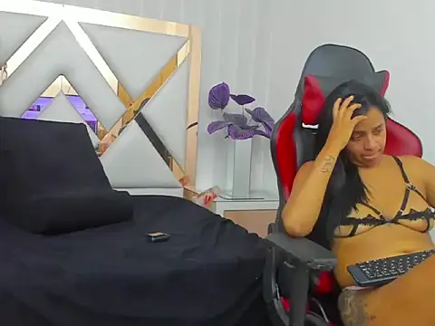 SalomeANDTheylor online show from December 14, 2:22 pm