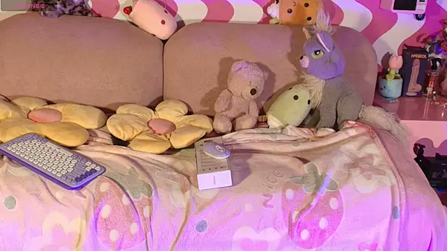 the girl with the red hai online show from January 9, 4:26 am