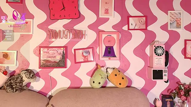 the girl with the red hai online show from January 10, 6:48 am