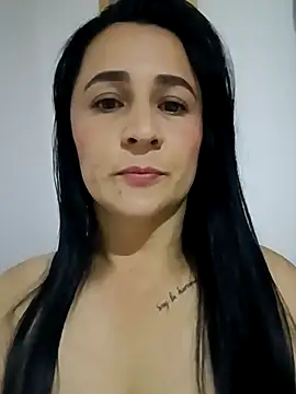 Snapshot of Sex_Annie chatting on March 3, 3:23 am Sex Annie online show from March 3, 3:23 am