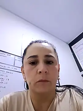 Snapshot of Sex_Annie chatting on March 30, 4:46 am Sex Annie online show from March 30, 4:46 am