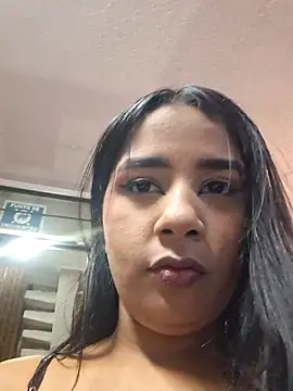 LeahSole online show from December 23, 4:10 am