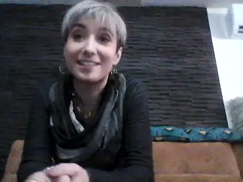 Snapshot of SMLove51 chatting on January 8, 8:49 am SMLove51 online show from January 8, 8:49 am