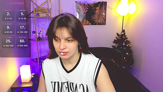 RosieHearts online show from December 19, 9:22 pm