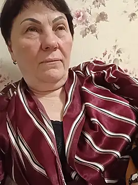 OliviaaSkyy online show from May 18, 6:36 pm