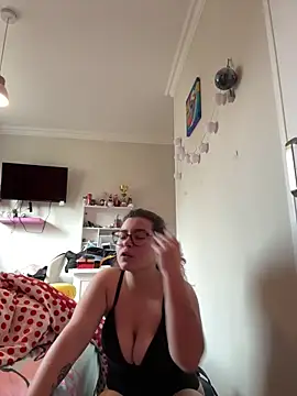 missseduction24 online show from February 2, 9:08 am