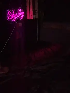 Snapshot of Shy-Ivy chatting on March 11, 11:00 pm Shy-Ivy online show from March 11, 11:00 pm