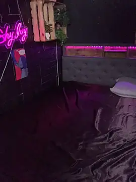 Snapshot of Shy-Ivy chatting on March 20, 10:25 pm Shy-Ivy online show from March 20, 10:25 pm