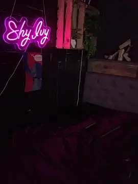 Shy-Ivy online show from May 7, 9:20 pm