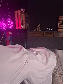 Shy-Ivy online show from May 15, 9:44 pm