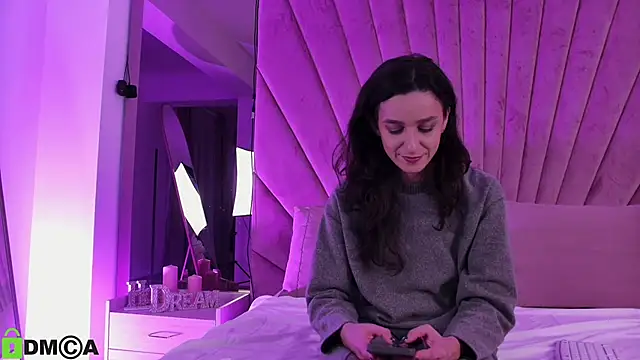 AnnaHarperX online show from January 31, 6:14 pm