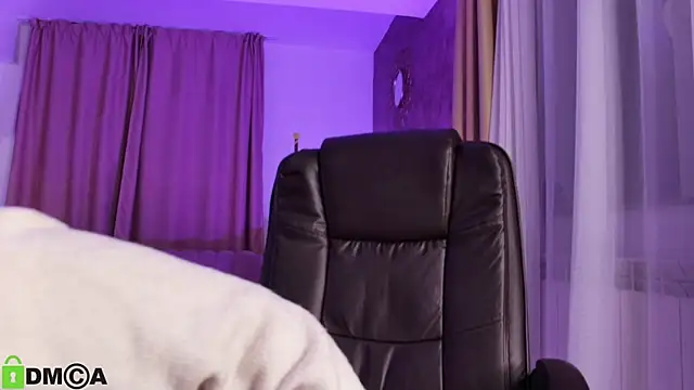 Snapshot of AnnaHarperX chatting on January 8, 5:48 pm AnnaHarperX online show from January 8, 5:48 pm