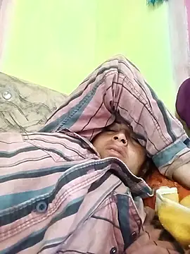 Snapshot of Sexy_bigg chatting on April 7, 3:18 am Sexy bigg online show from April 7, 3:18 am