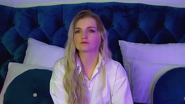 AnnyRaii online show from February 9, 6:06 am