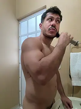 Snapshot of DARG_17 chatting on March 29, 9:48 pm DARG 17 online show from March 29, 9:48 pm