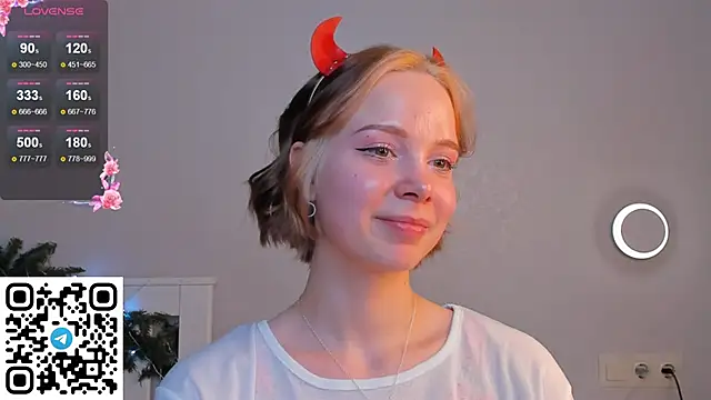 UmbraVelour online show from January 8, 2:41 pm