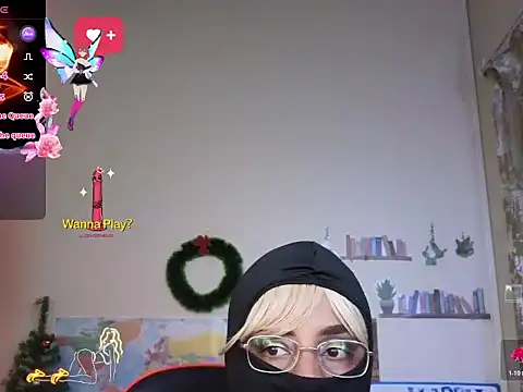 LaReineCleo online show from December 2, 9:14 am