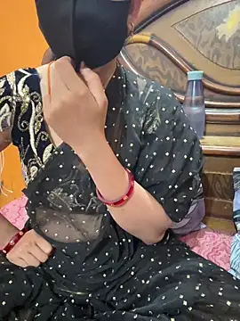 cutestpearl online show from March 15, 6:58 pm