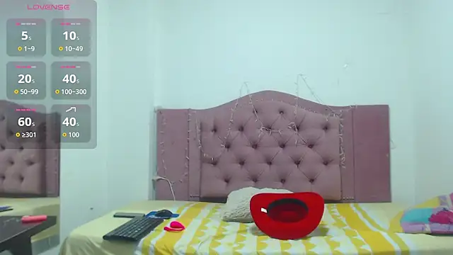 NoahJhonson69 online show from November 29, 11:13 am