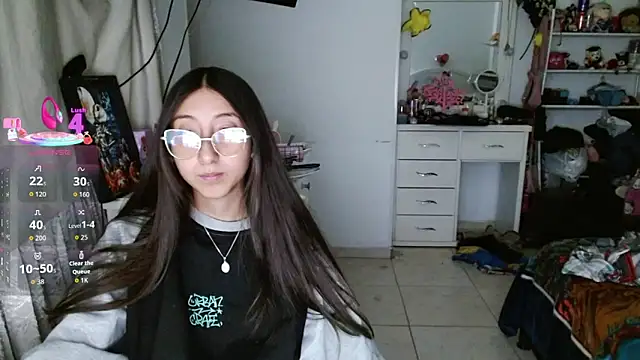 Nanylux online show from December 21, 3:13 am