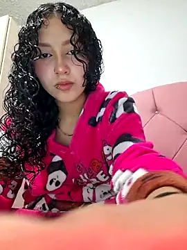 pettymoon1 online show from February 10, 4:38 am