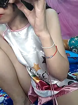 Binnky online show from November 19, 4:12 am