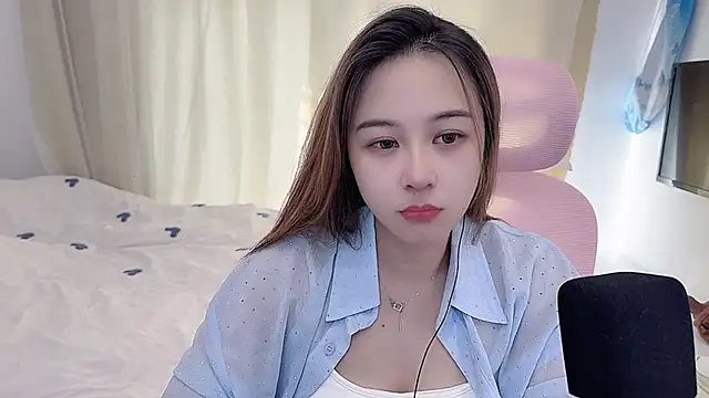 TTtia  online show from December 16, 1:32 am