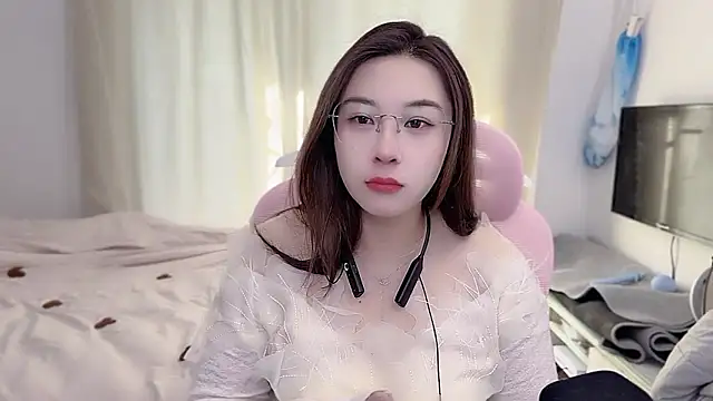 TTtia  online show from January 10, 1:40 am