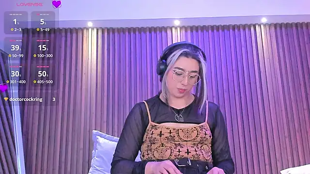 Snapshot of GabyRose9 chatting on July 1, 7:46 pm GabyRose9 online show from July 1, 7:46 pm