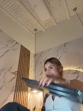 IsabelaStefano online show from December 22, 3:25 am