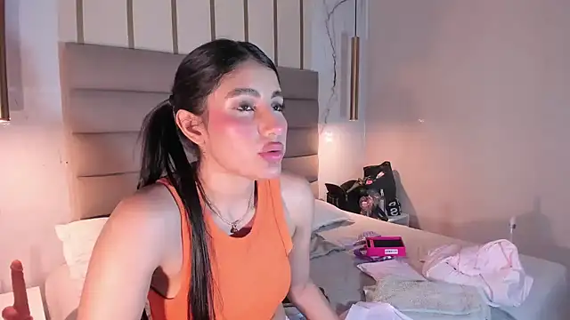 IsabelaStefano online show from June 19, 3:11 am