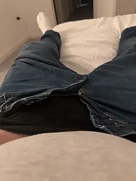 -bfc1882- online show from February 23, 6:27 pm