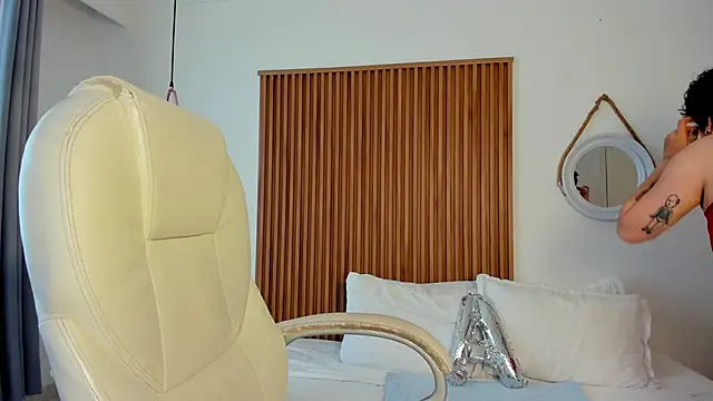 Snapshot of Alaska_deluxe chatting on March 7, 7:11 pm Alaska deluxe online show from March 7, 7:11 pm