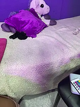 Violeth 00 online show from July 28, 10:54 am