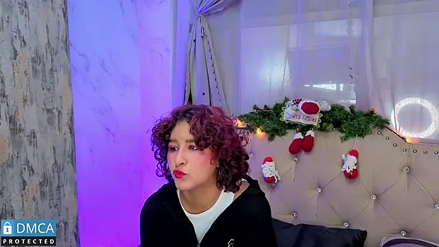 ahsly Zam online show from December 4, 3:05 am