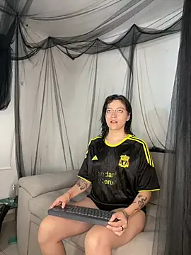 Alice Dark21 online show from March 31, 10:48 am